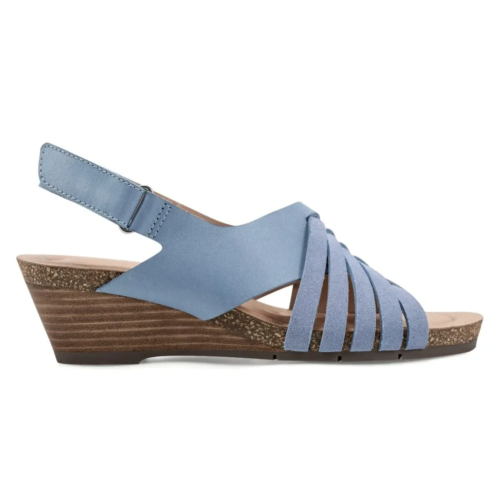 Hartie Round Toe Stacked wedge Heel Dress Sandals blue suede size 8.5 NWOT